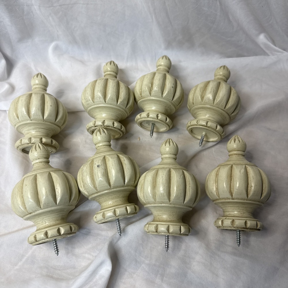 Finials Curtain Rod Ends Ivory Tone Urn Pattern Set Of 8 Bed Topper Cottage